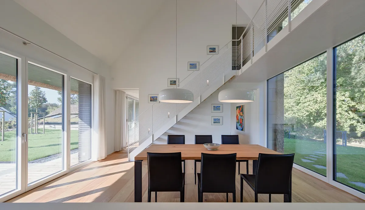 Waldhaus mit Durchblick Darss